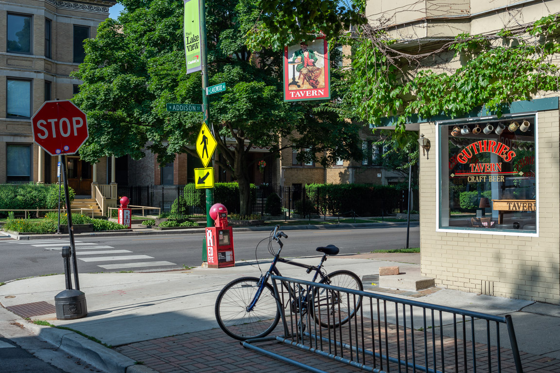Lakeview Corner with Bike