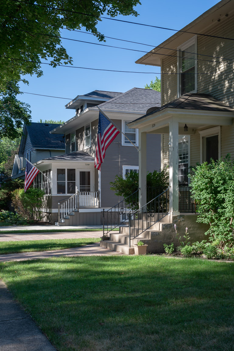 Neighbors - Gray with Porch and Posts