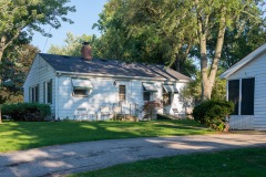 Houses - Backyard with Chairs
